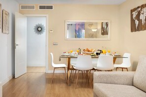 Interior - Boquerón Apartment - In The Station (Málaga)