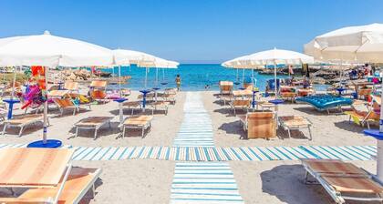 Modernes Haus - Urlaub in Apulien am Meer - für Paare und Gruppen - 300m Strand