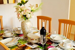 Dining - Malaga: Apartment/ flat - MálagaLuxury ApartmentLuxury Apartment (Málaga)