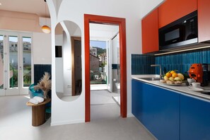 Fridge, microwave, stovetop, coffee/tea maker - Casa Pina Ocean (Sorrento)