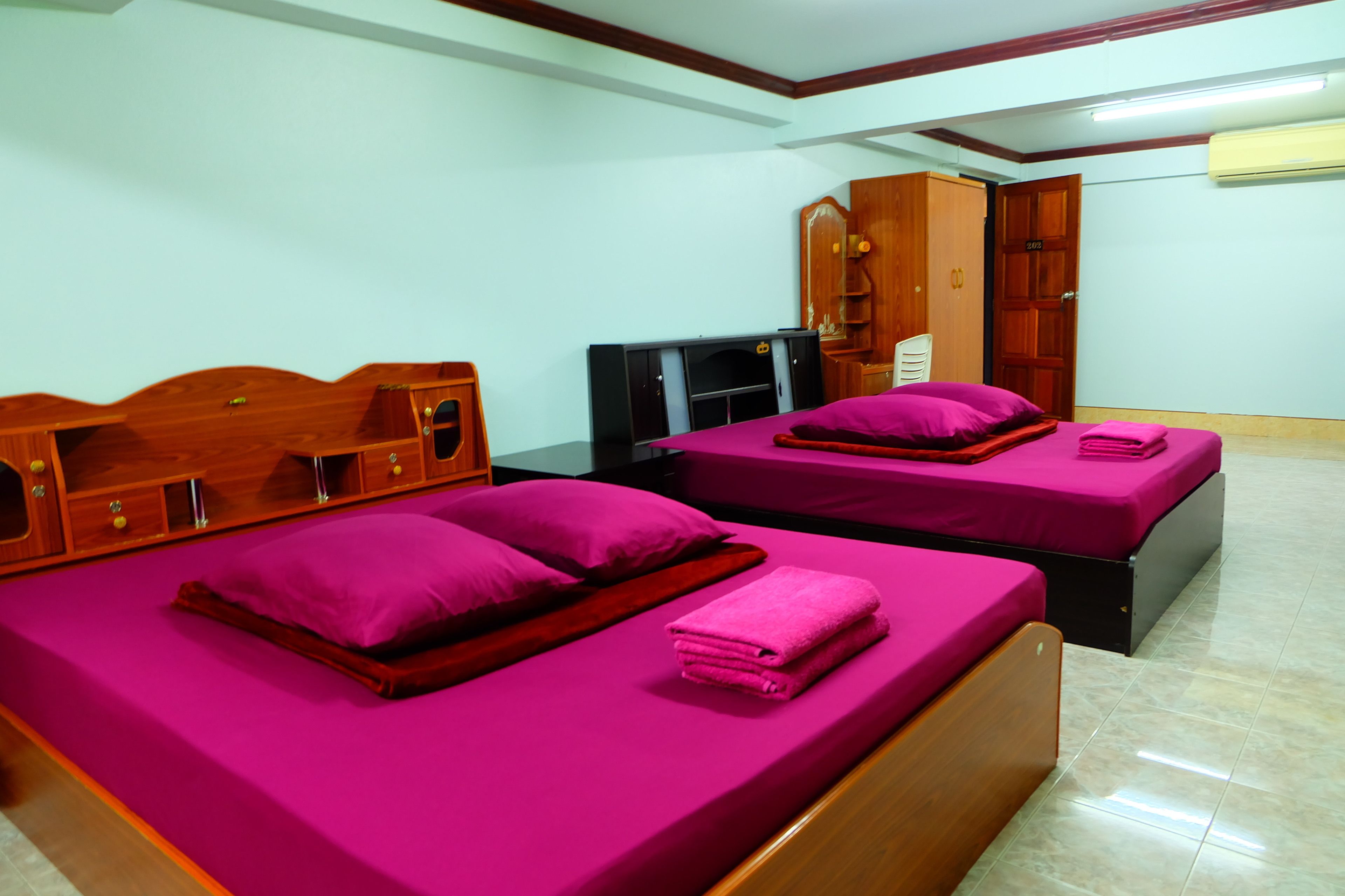 Family Room | Free WiFi