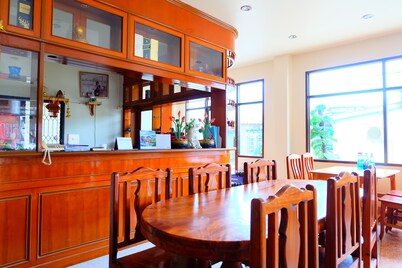 秋緹芬公寓飯店