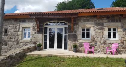 Al pie de las vacaciones de Chapelas en Ardéche