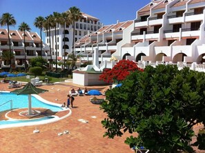 Pool - Parque Santiago 2 apartment number 410 sea view (Playa las Américas)