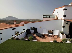 Terrace/patio - Casa Natura 23 - Six Bedroom House, Sleeps 12 (San Bartolomé)