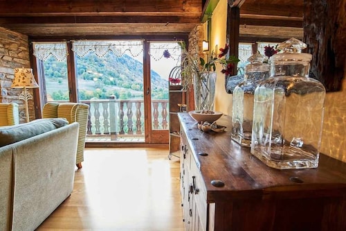 6B House in Vilac 10km Baqueira Beret views spect