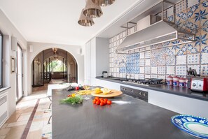 Fridge, microwave, oven, stovetop - Villa Amalfi - Nine Bedroom Villa, Sleeps 18 (Amalfi)