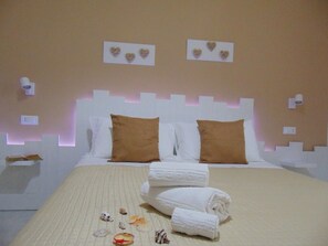 2 habitaciones, tabla de planchar con plancha y internet