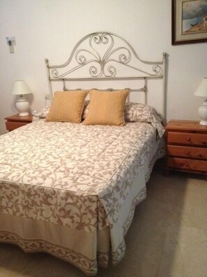 2 bedrooms, iron/ironing board, travel crib, WiFi