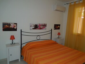 1 bedroom, iron/ironing board, WiFi, bed sheets - Icaro Apartment - Letojanni, Sicily (Letojanni)
