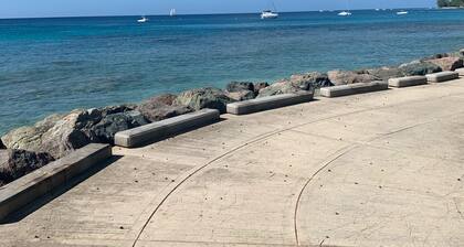 Barbados Holetown SunsetCrest 1 Bed,1 Rec,AC,TV,Wi-FI,kitchen,Beach,Tennis,Pool