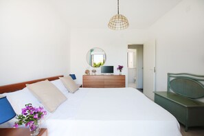 2 slaapkamers, een strijkplank/strijkijzer, gratis wifi