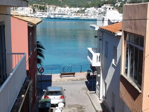3 Zimmerwohnung in kleiner mallorquinischer Residenz mit Meerblick