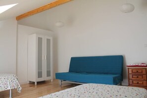 4 Schlafzimmer, schallisolierte Zimmer, Bügeleisen/Bügelbrett, WLAN