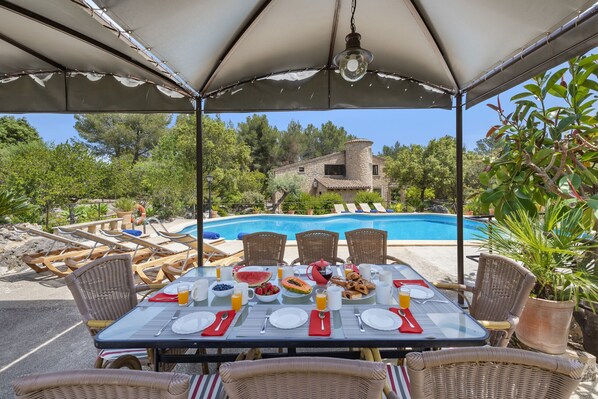 Servei de restauració a l'aire lliure