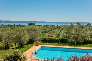 Pool - House with private pool, airco & Wi-fi 500m from the Bolsena Lake. Great views!! (Gradoli)