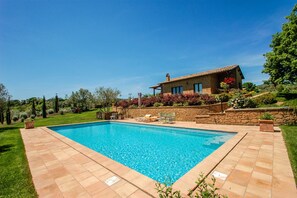 Pool - House with private pool, airco & Wi-fi 500m from the Bolsena Lake. Great views!! (Gradoli)