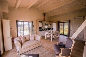 TV, DVD player - House with private pool, airco & Wi-fi 500m from the Bolsena Lake. Great views!! (Gradoli)