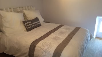 3 chambres, fer et planche Ă repasser, lit parapluie, Wi-Fi gratuit