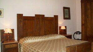 8 Schlafzimmer, Bügeleisen/Bügelbrett, WLAN, Bettwäsche