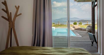 Maison dâexception avec une vue imprenable sur le Golfe d'Ajaccio.
