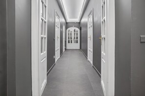 Interior - TreasureRome - Spanish Steps Family Home (Roma)