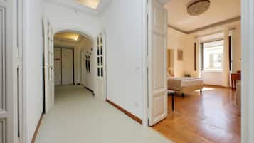 4 camere, ferro/asse da stiro, Wi-Fi, lenzuola