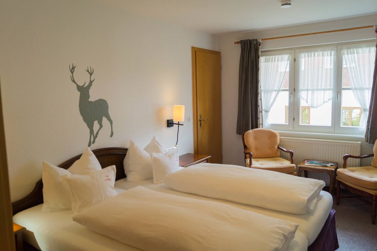 double room | in-room safe, desk, blackout curtains, rollaway beds