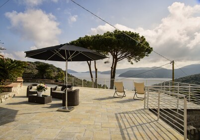 ELBA ISLAND, PROCCHIO, MARCIANA, IL ROSETO, SEA VIEW VILLA
