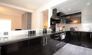 Private kitchen - Holgate Premier Apartment (York)