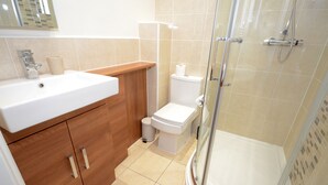 Holgate Premier Apartment | Bathroom - Holgate Premier Apartment (York)