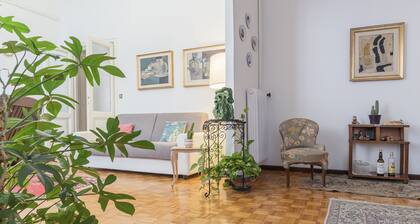 Flower's Market Apartment - Charme Holidays