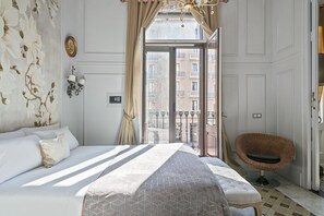 6 Schlafzimmer, Zimmersafe, Bügeleisen/Bügelbrett, Reisekinderbett