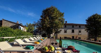 WEDDINGS VILLA 4 SEASONS 13 bedrooms, private exclusiv pool per 16/30 guests