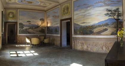Superb period villa with private pool in a relaxing oasis