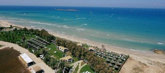 Casa Zio Piero. Quiet location - Near parking  - Sea view terrace - What a view!