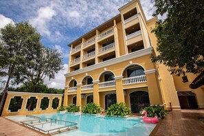 Outdoor pool - ROYAL PINEAPPLE HOTEL | A Welcome to Wealth and Good Fortune (Krabi)