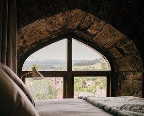 3 habitaciones, tabla de planchar con plancha y wifi gratis 