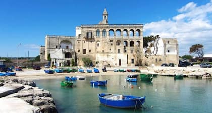 6km from the beaches - near Torre Guaceto Nature reserve. Fenced. Castle at 900m