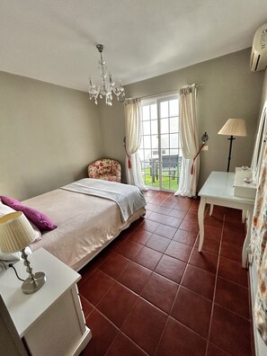 2 bedrooms, desk, iron/ironing board, travel cot