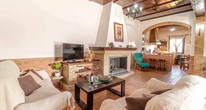 Villa Lucrecia Holiday Home in Lantejuela, Seville Countryside