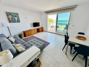 TV - Mirador al Mar 12 by homeprive (Denia)