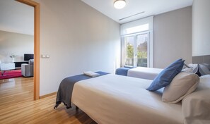 3 chambres, bureau, fer et planche à repasser, Wi-Fi