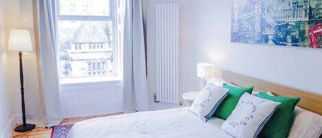 2 bedrooms, Internet, bed sheets