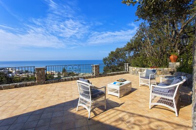 Luxury villa with panoramic hot tubes in Ischia, near Amalfi Coast