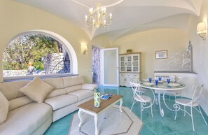 Interior - Luxury villa with panoramic hot tubes in Ischia, near Amalfi Coast (Forio)
