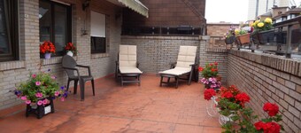 PENTHOUSE IN THE CENTER OF OVIEDO WITH GARAGE SQUARE AND FREE WIFI