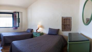 7 chambres, bureau, fer et planche Ă repasser, Wi-Fi gratuit