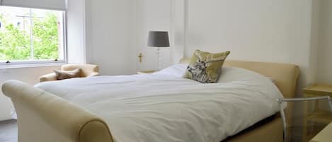 1 bedroom, iron/ironing board, Internet, bed sheets