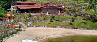 In the Heart of the Ribeira Sacra, next to Miño and Sil river !!